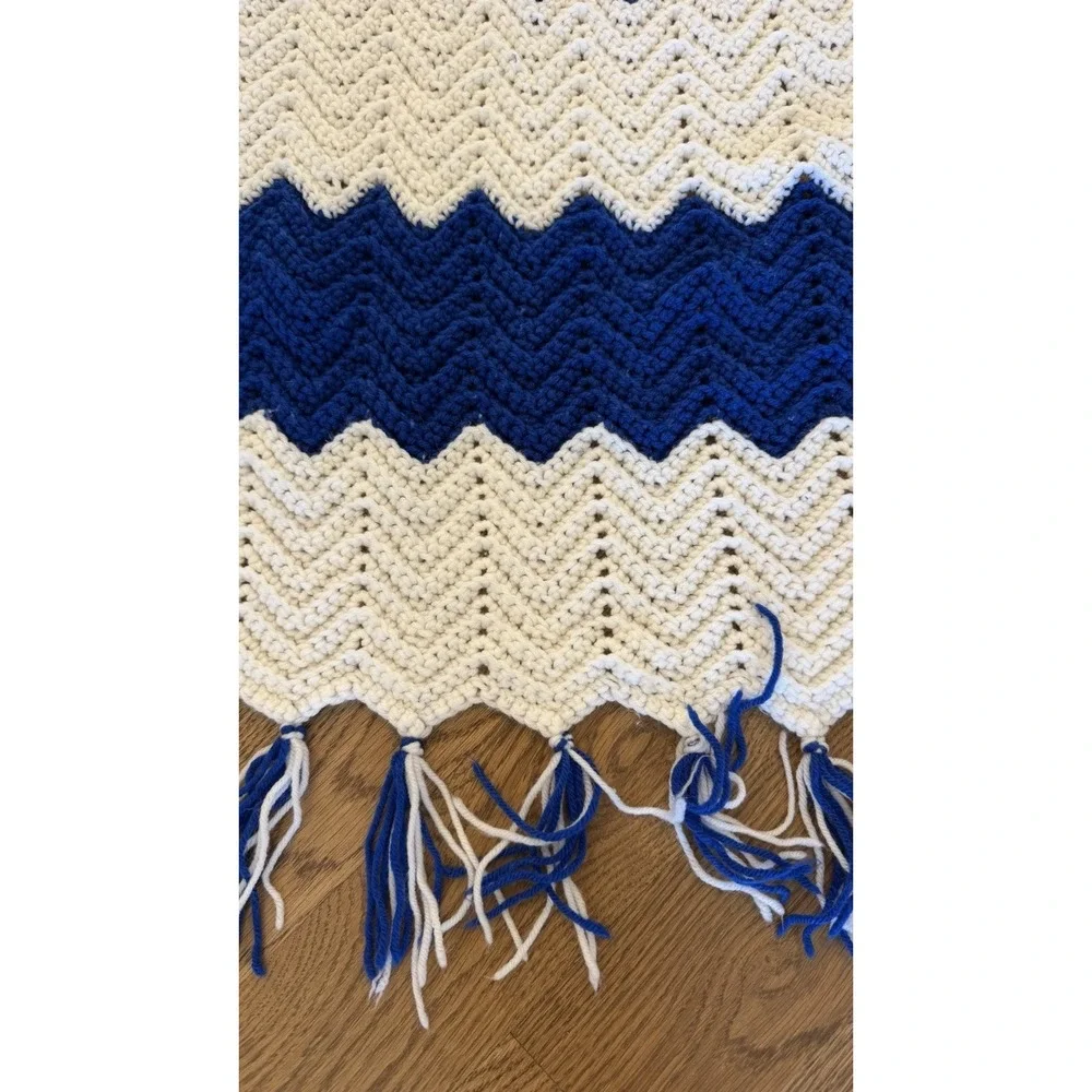 Handmade Crocheted Ripple Afghan Throw Blanket Blue White Chevron Fringe 57x49